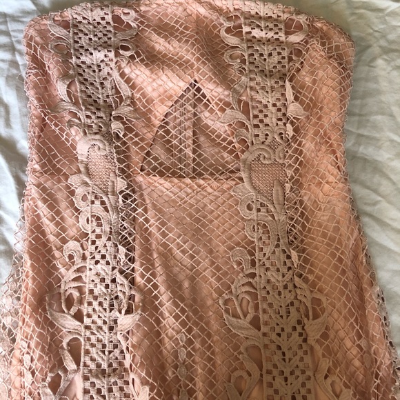 Pink crochet lace midi dress - Picture 5 of 8